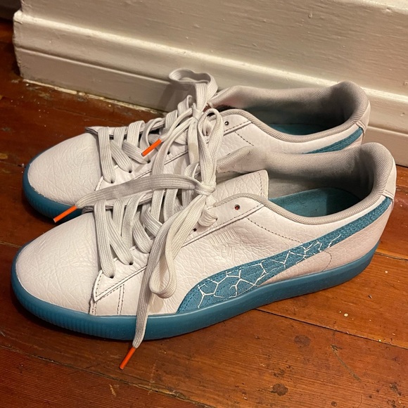 Used 2021 Kool-Aid x Clyde 'Brick Walls - Blue Atoll' Sneaker Shoes - Picture 3 of 11